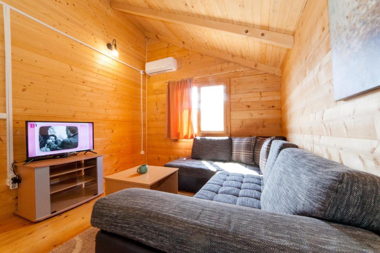 Katana Village Apartment Улцин Екстериор снимка
