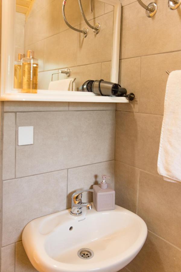 Katana Village Apartment Улцин Екстериор снимка