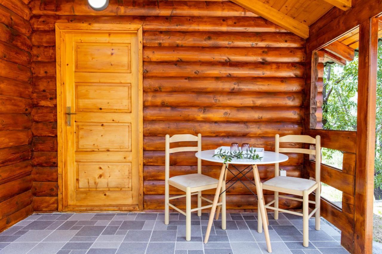 Katana Village Apartment Улцин Екстериор снимка