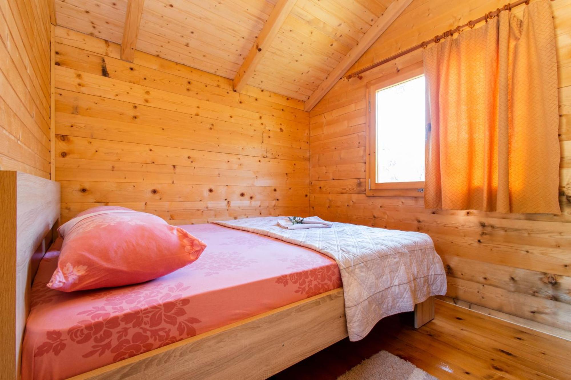 Katana Village Apartment Улцин Екстериор снимка