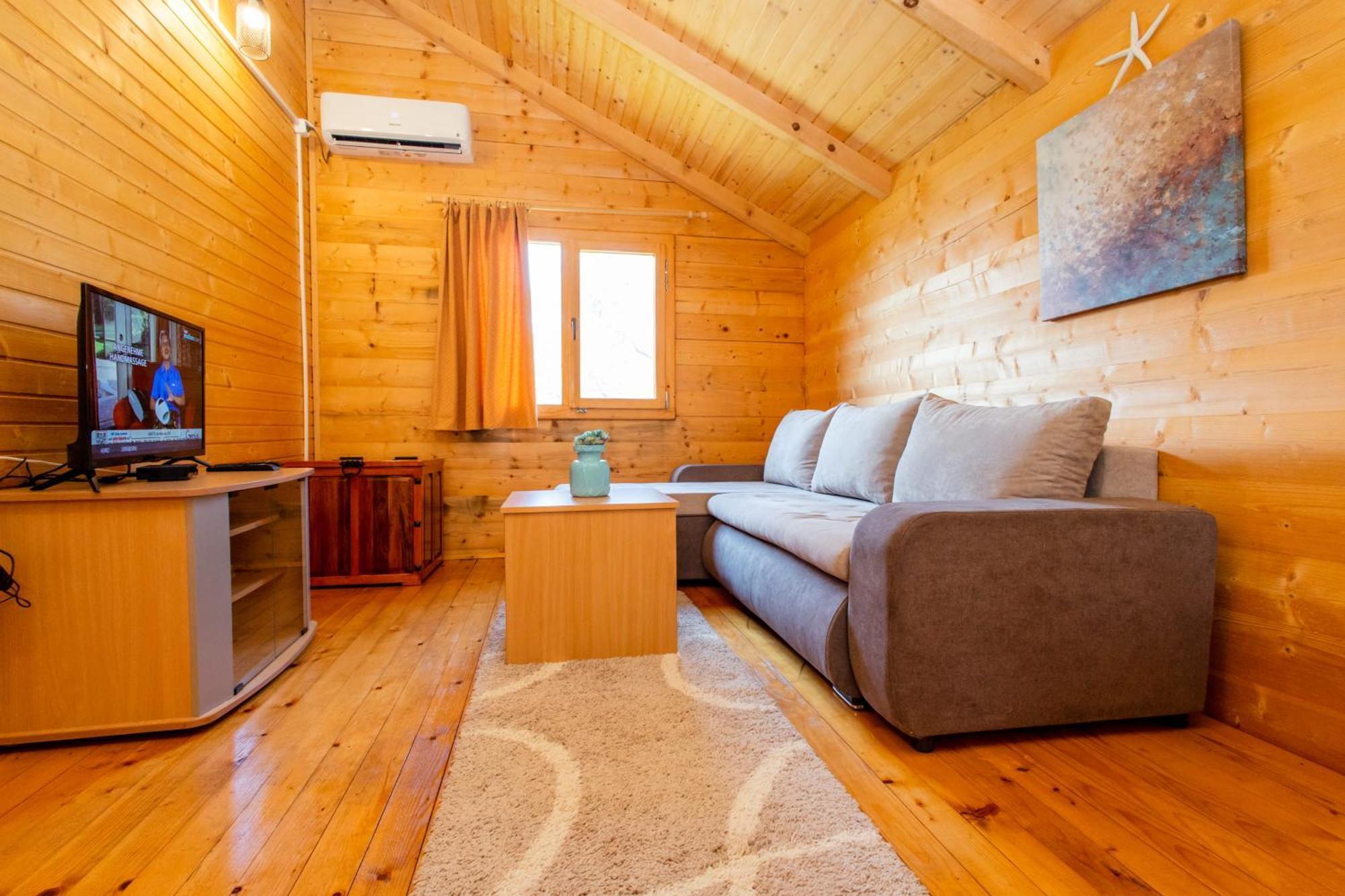 Katana Village Apartment Улцин Екстериор снимка